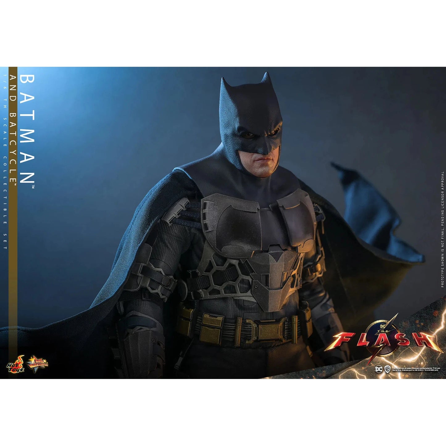 Batman & Batcycle: The Flash: Dc Comics - Hot Toys Action Figure