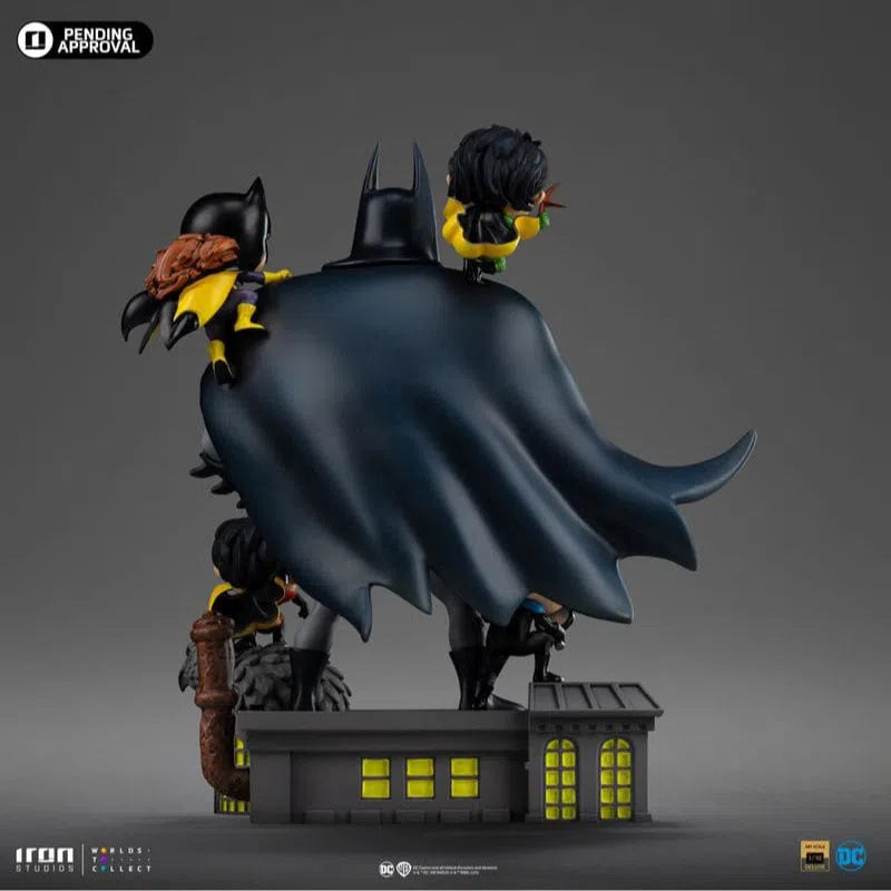 Batman: Batman Family: Animated Icons: 1/10 Art Scale Iron Studios