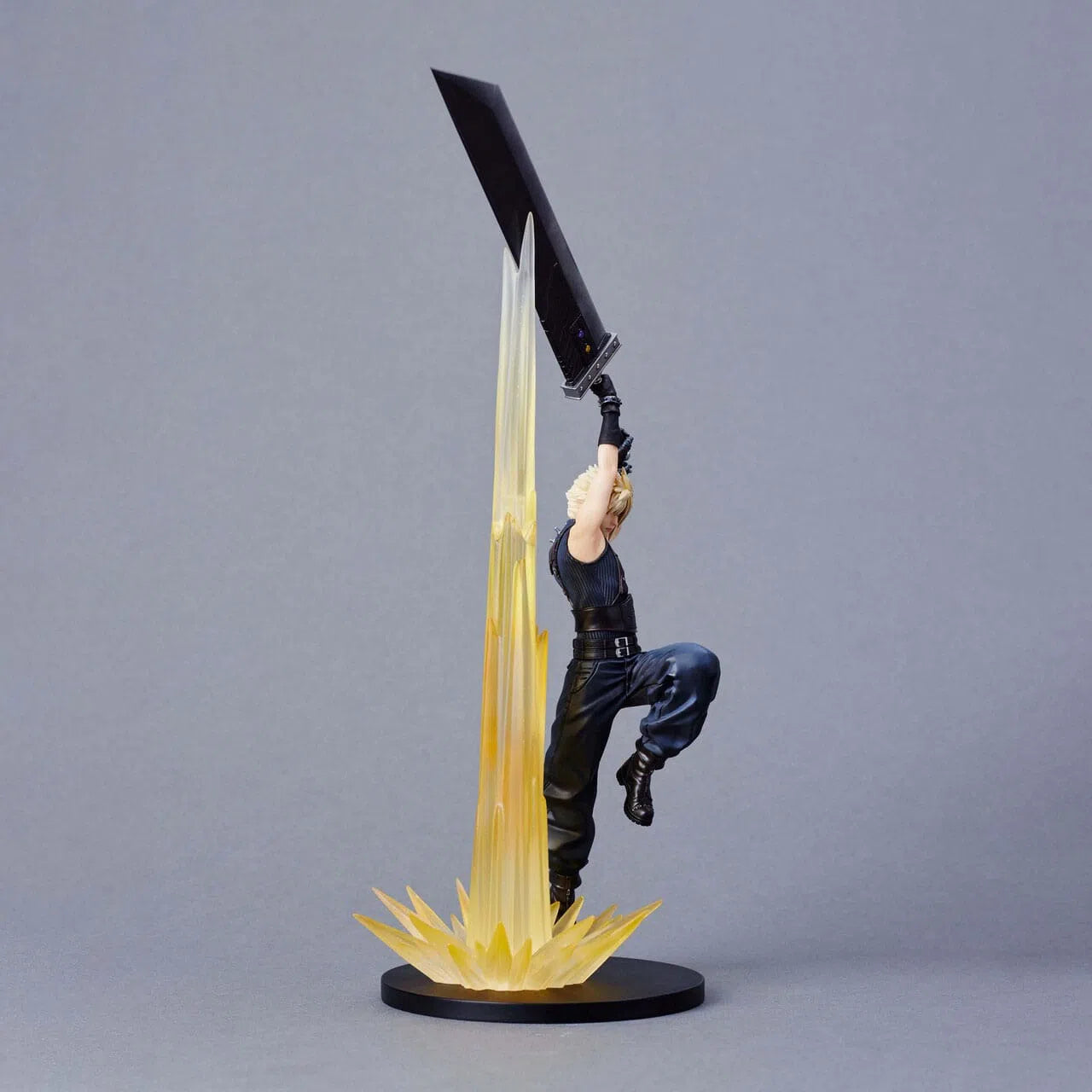 Final Fantasy VII Rebirth: Cloud Strife: PVC Figure: 30cm Square Enix