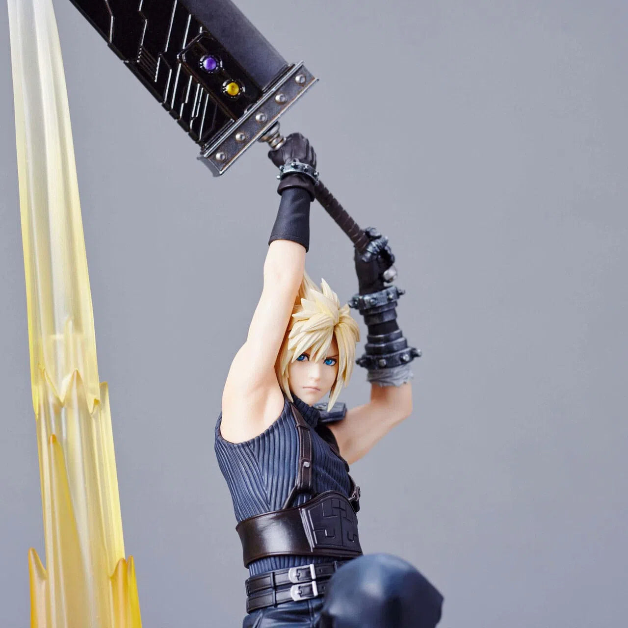 Final Fantasy VII Rebirth: Cloud Strife: PVC Figure: 30cm Square Enix