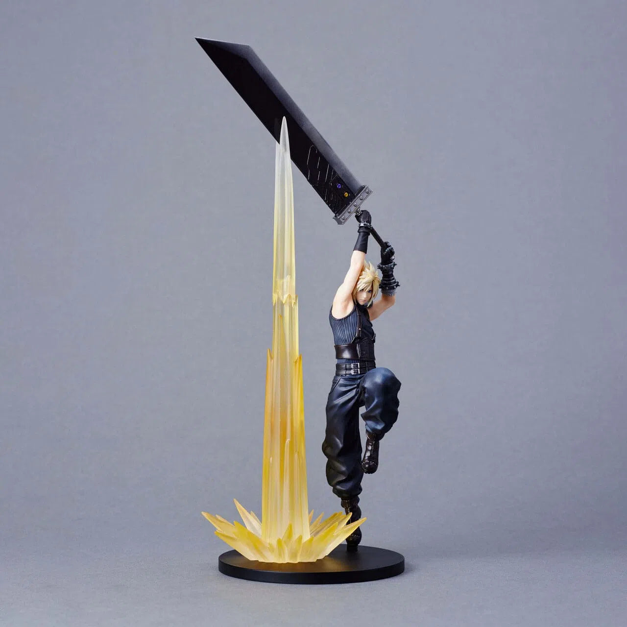 Final Fantasy VII Rebirth: Cloud Strife: PVC Figure: 30cm Square Enix