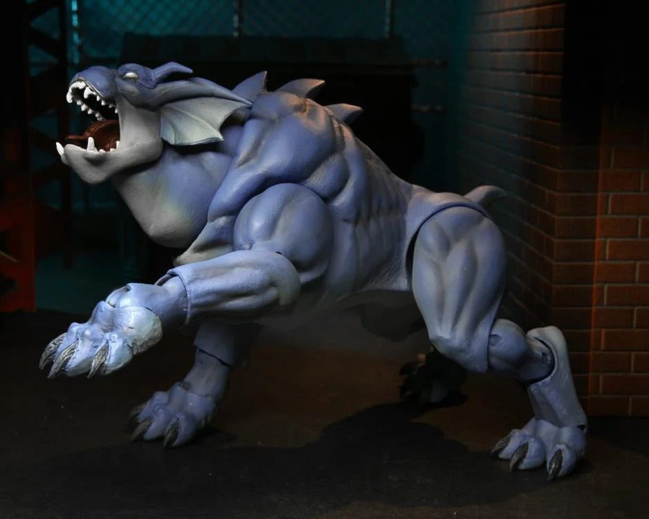 Gargoyles: Bronx (Closed Wings): Ultimate 7 Inch: Action Figure - Neca Action Figure
