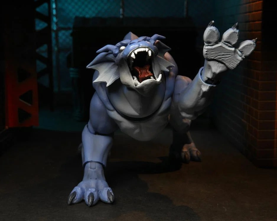Gargoyles: Bronx (Closed Wings): Ultimate 7 Inch: Action Figure - Neca Action Figure