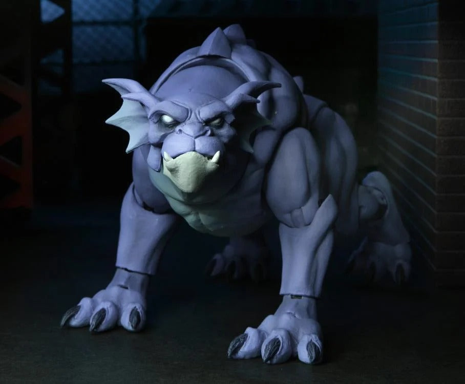 Gargoyles: Bronx (Closed Wings): Ultimate 7 Inch: Action Figure - Neca Action Figure