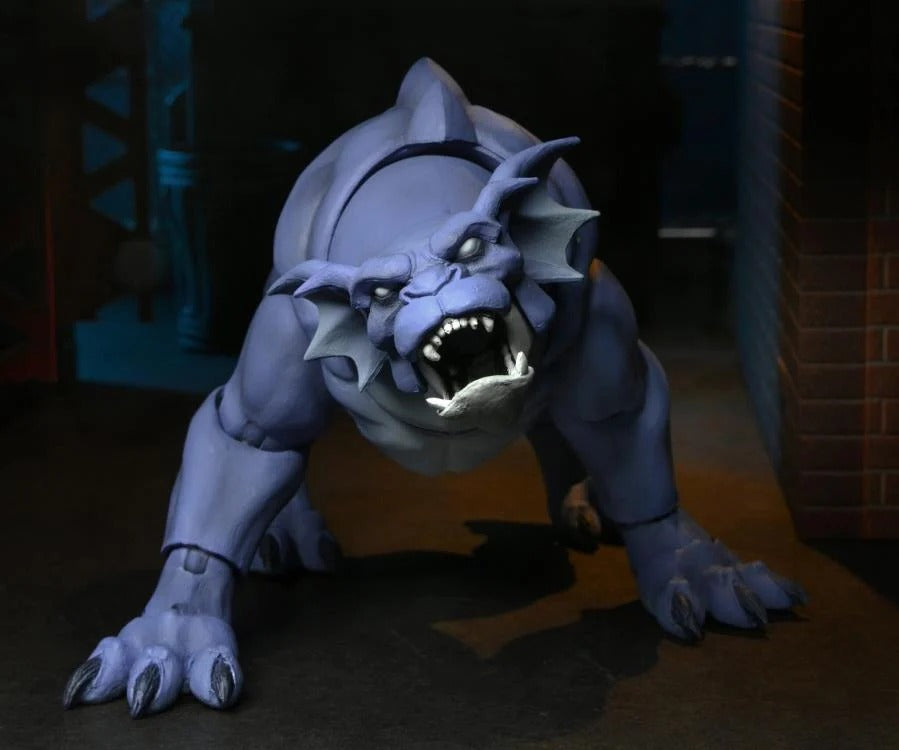 Gargoyles: Bronx (Closed Wings): Ultimate 7 Inch: Action Figure - Neca Action Figure