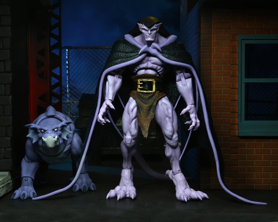 Gargoyles: Bronx (Closed Wings): Ultimate 7 Inch: Action Figure - Neca Action Figure