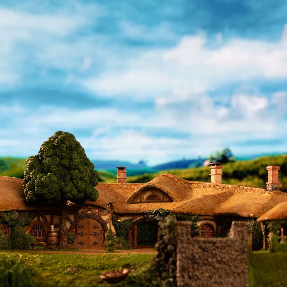 Lord of the Rings Statue The Green Dragon Inn - Weta Workshop Statues