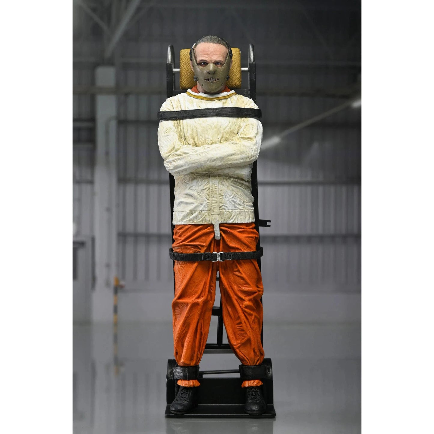 Silence Of The Lambs: Dr. Hannibal Lecter (Masked): 7" Action Figure - Neca Action Figure
