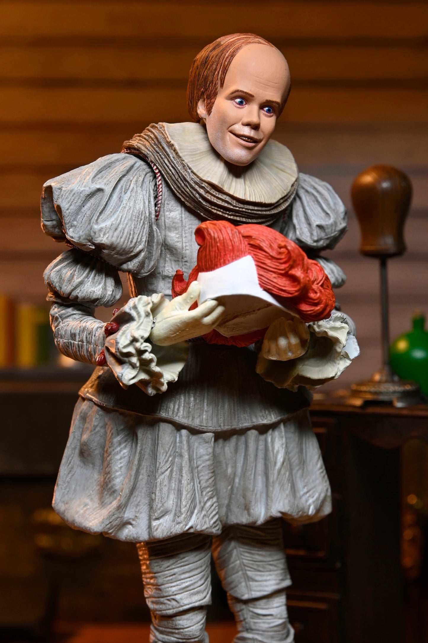 IT: Welcome to Derry: Bob Gray as Pennywise: Ultimate 7 Inch: Action Figure