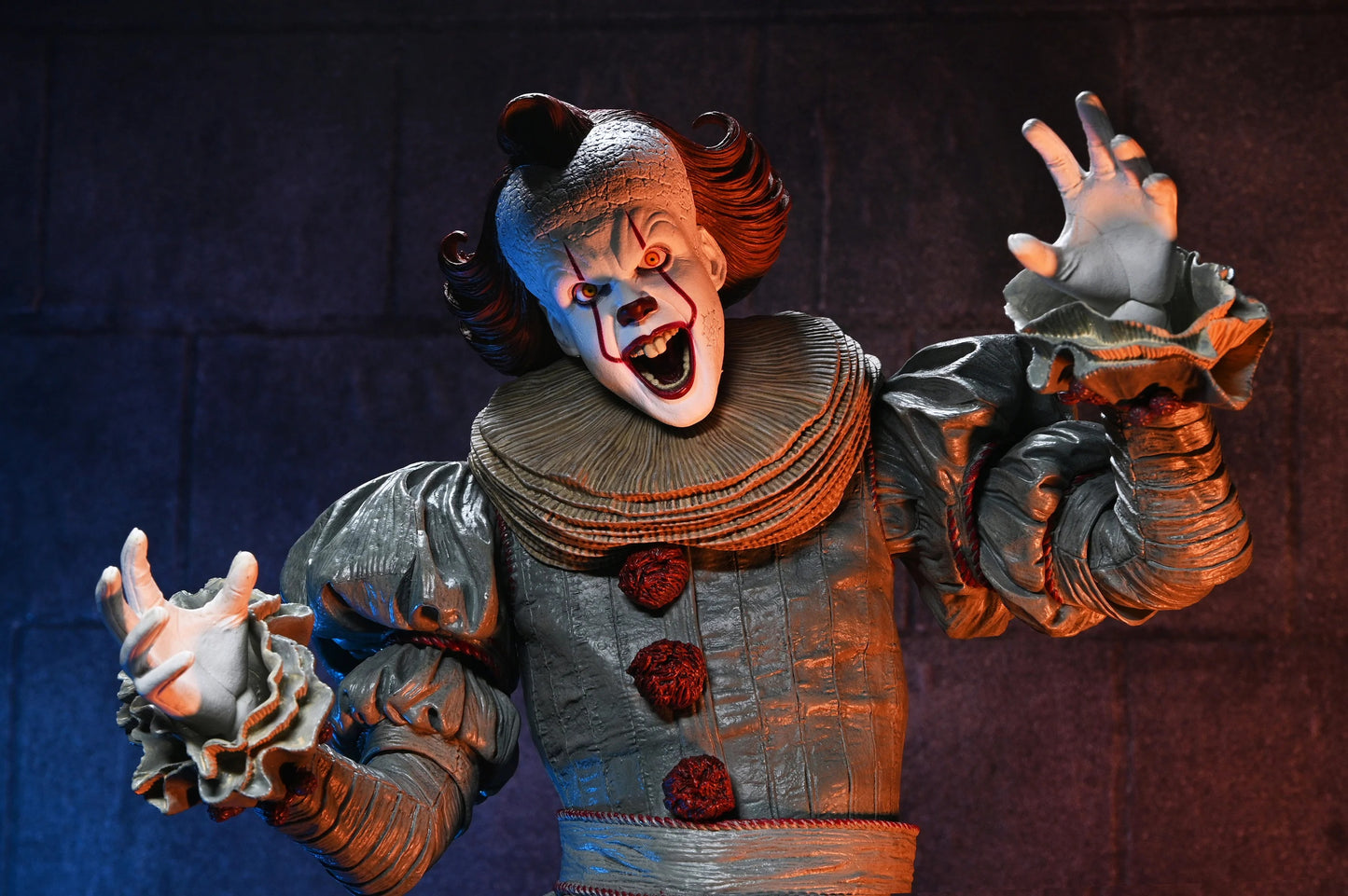 IT: Welcome to Derry: Pennywise: 1/4 Scale Action Figure