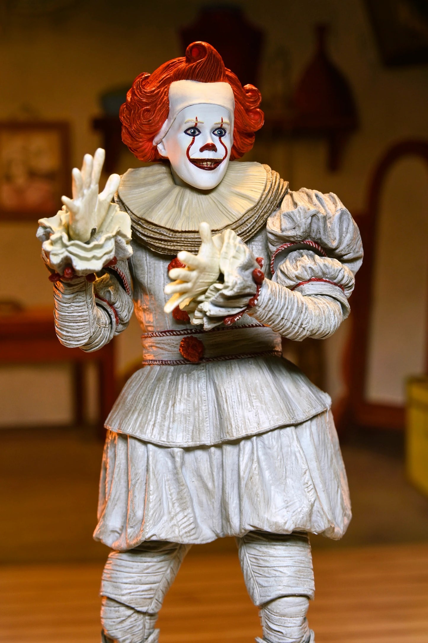 IT: Welcome to Derry: Bob Gray as Pennywise: Ultimate 7 Inch: Action Figure