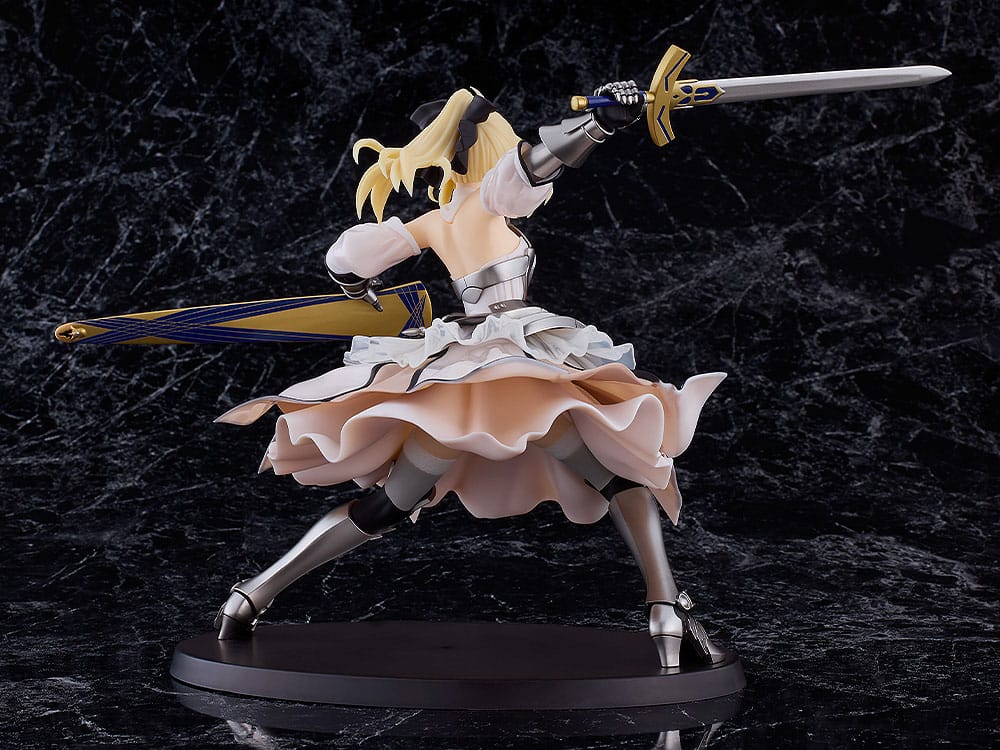 Fate/Stay Night Plamatea Plastic Model Kit Reincarnation Saber Lily Distant Avalon 20 cm