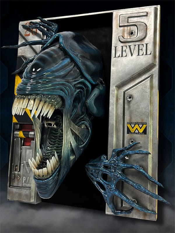 Aliens Wall Sculpture 1/2 Alien Queen 51 x 41 x 25 cm - Hollywood Collectibles Group Decoration