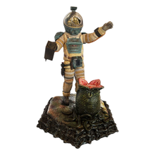 Alien: Officer Kane: 1/4 Statue - Hollywood Collectibles Group Statue