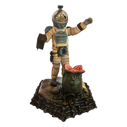 Alien: Officer Kane: 1/4 Statue - Hollywood Collectibles Group Statue