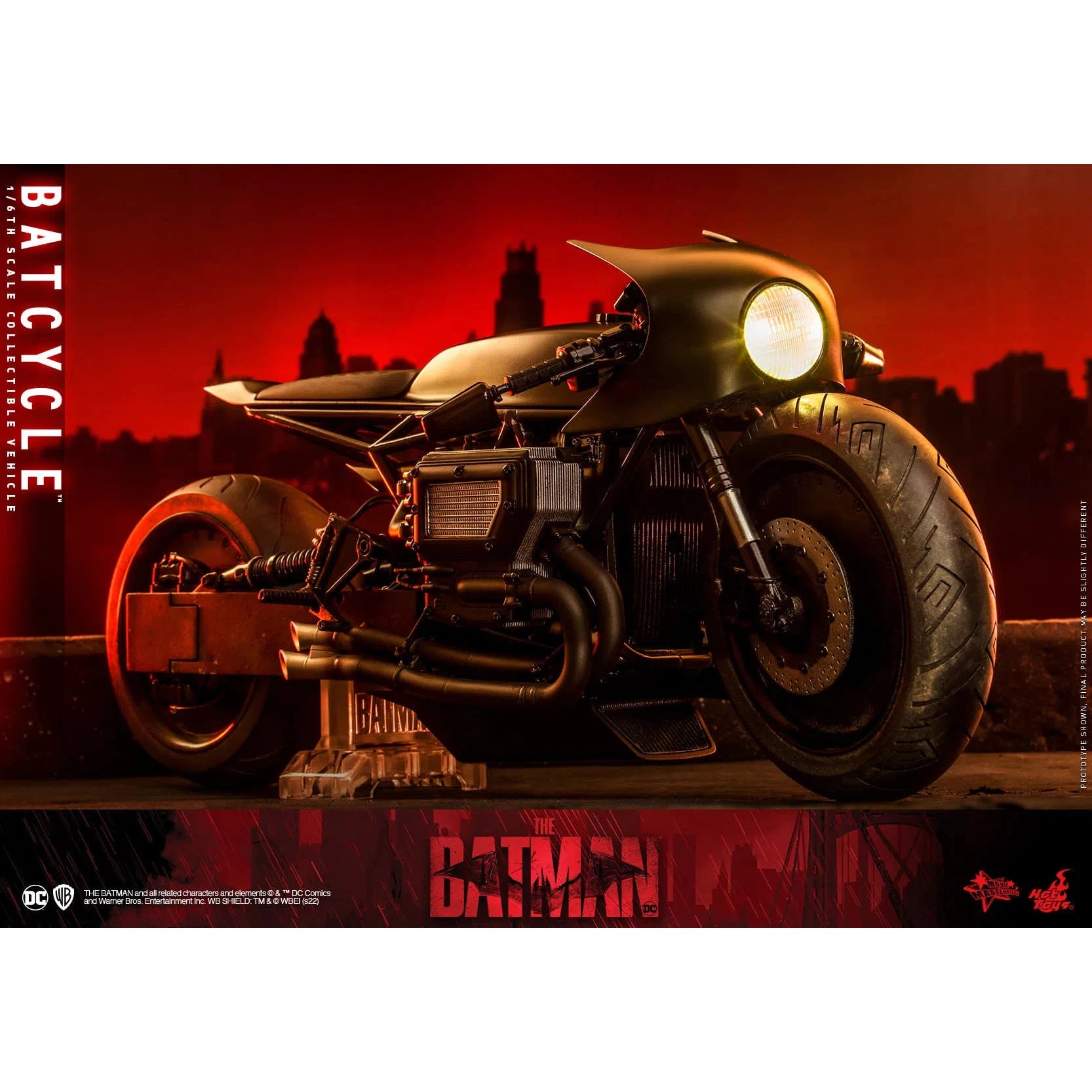 Batcycle: The Batman: DC Comics: MMS642 Hot Toys