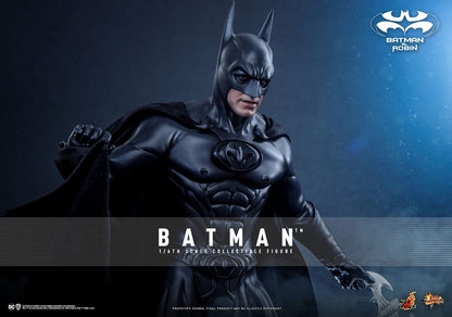 Batman & Robin: Batman: 1/6 - Hot Toys Action Figures
