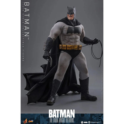 Batman The Dark Knight Returns: Batman: 1/6th Scale Action Figure - Hot Toys Action Figure