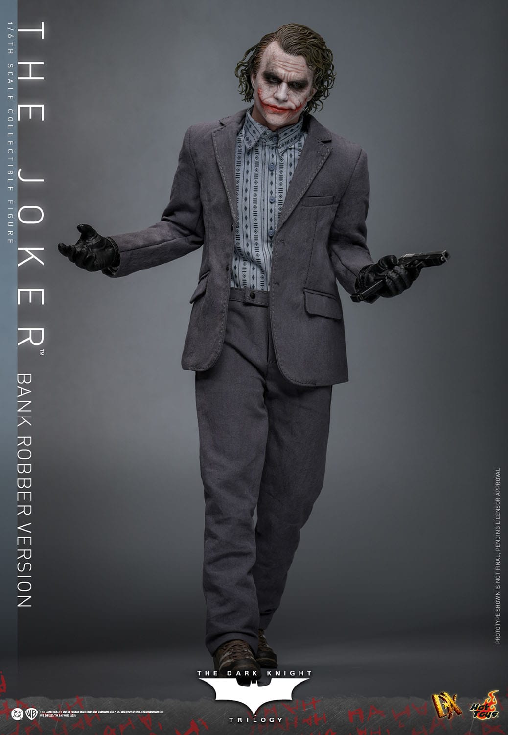 Batman: The Dark Knight: The Joker (Bank Robber Version) DX: 1/6th - Hot Toys Action Figures