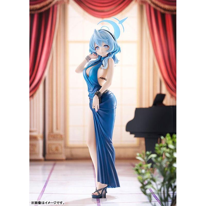 Blue Archive PVC Statue 1/7 Ako (Dress) 25 cm - Good Smile Company Statue