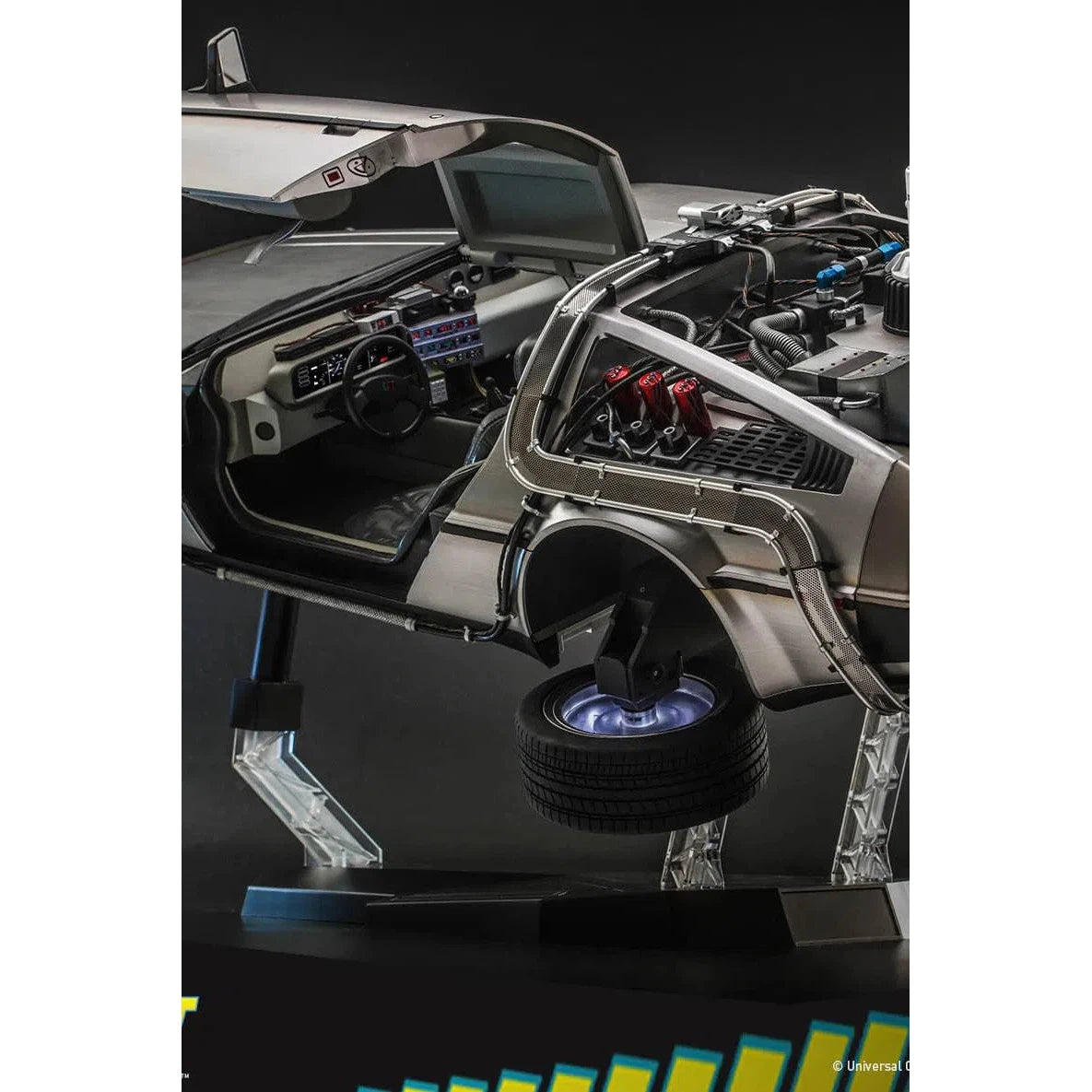 Delorean Time Machine: Back To The Future II: MMS636 Accessory Hot Toys