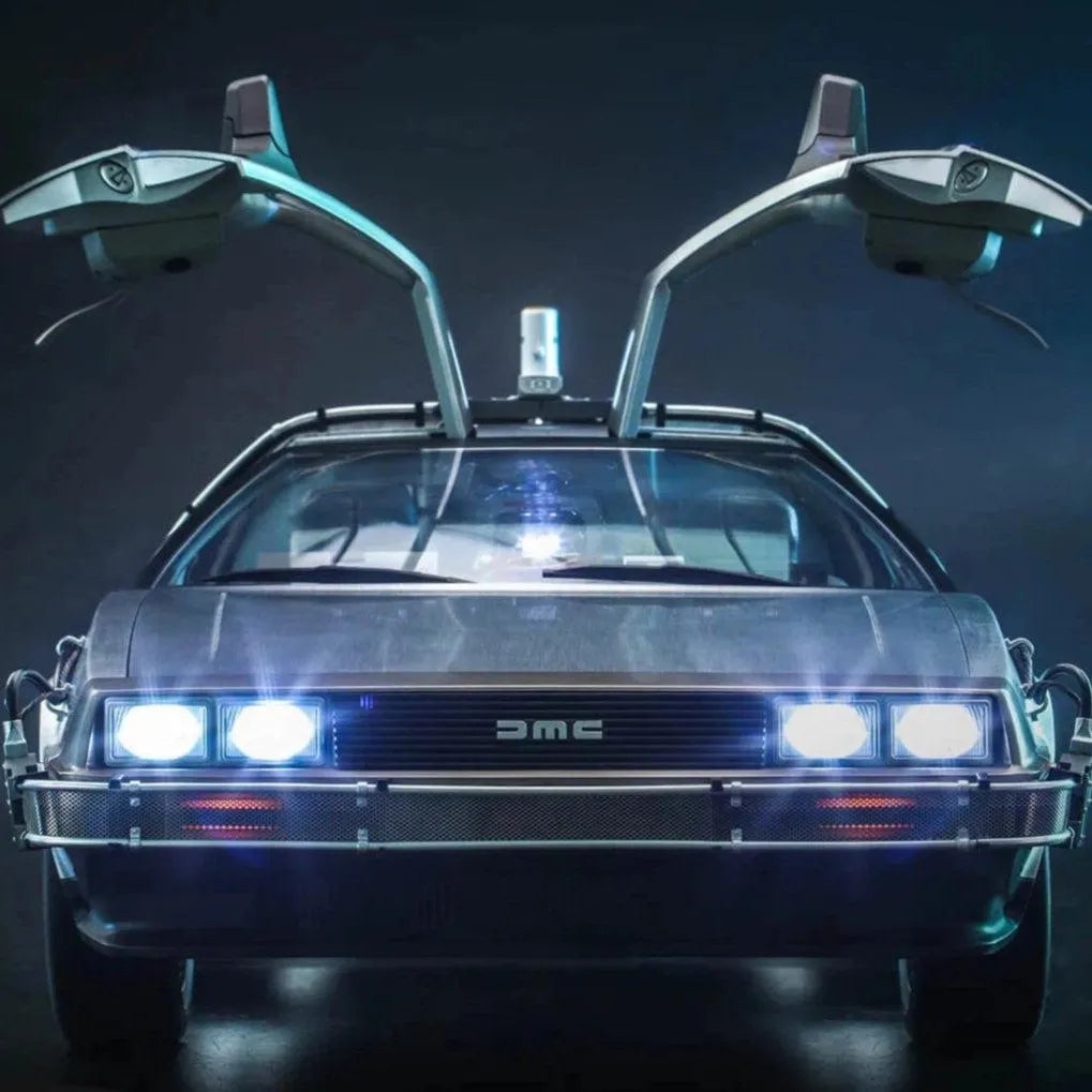 Hot Toys Delorean Time Machine: Back To The Future II: MMS636