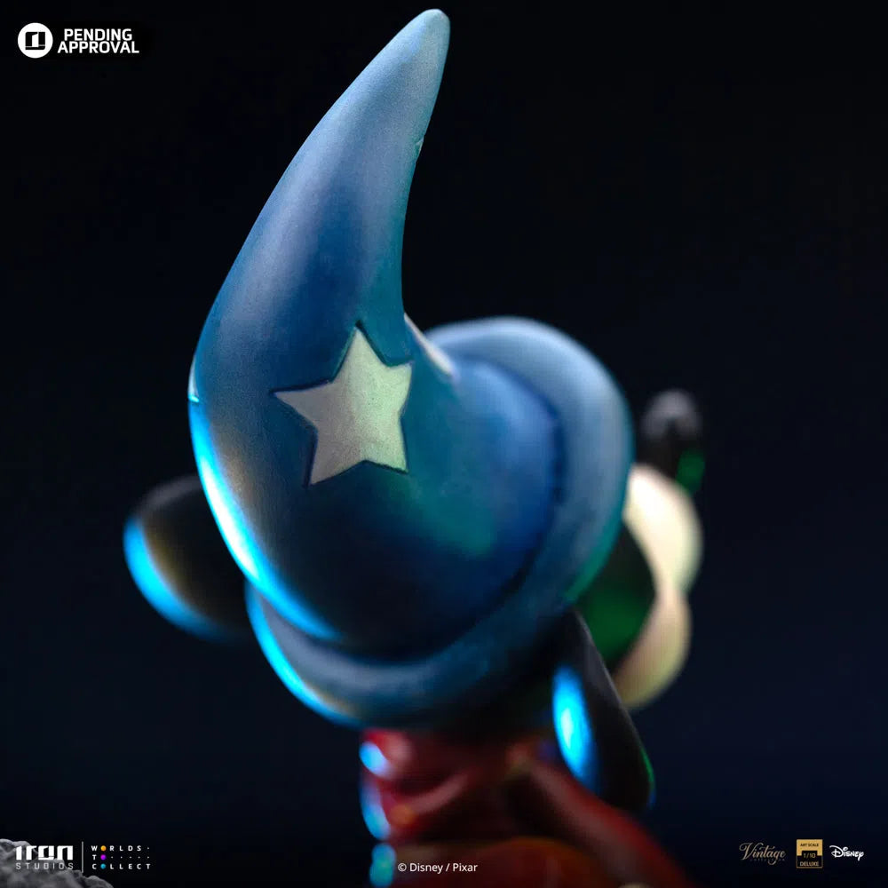 Fantasia: Sorcerer Mickey: 1/10 Deluxe Art Scale: Limited Edition Statue Iron Studios