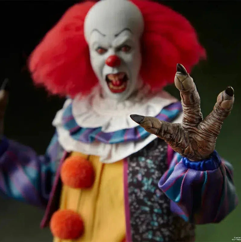 IT: Pennywise: 1990: Sixth Scale Figure Sideshow