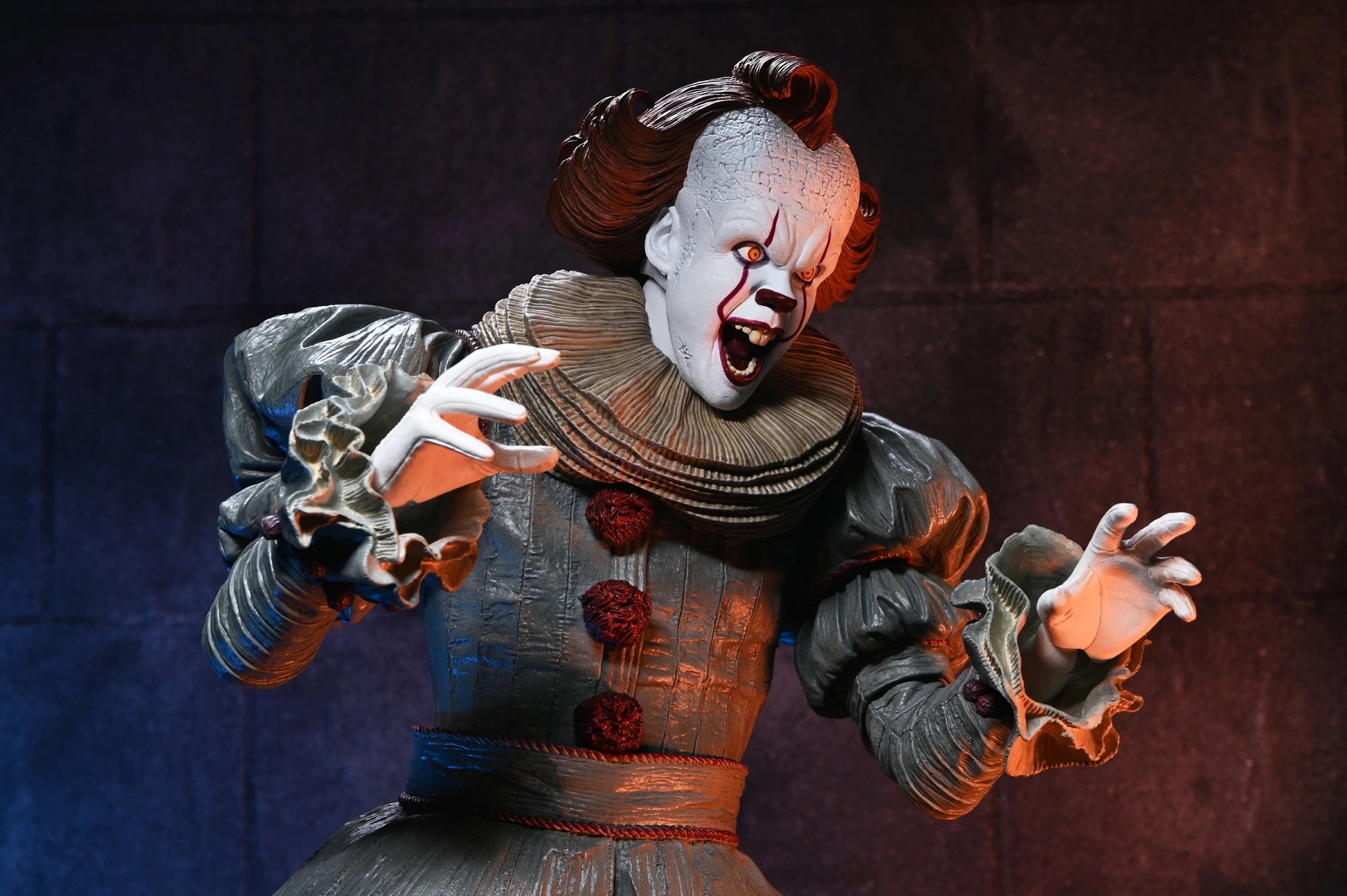 IT: Welcome to Derry: Pennywise: 1/4 Scale Action Figure - Neca Action Figure