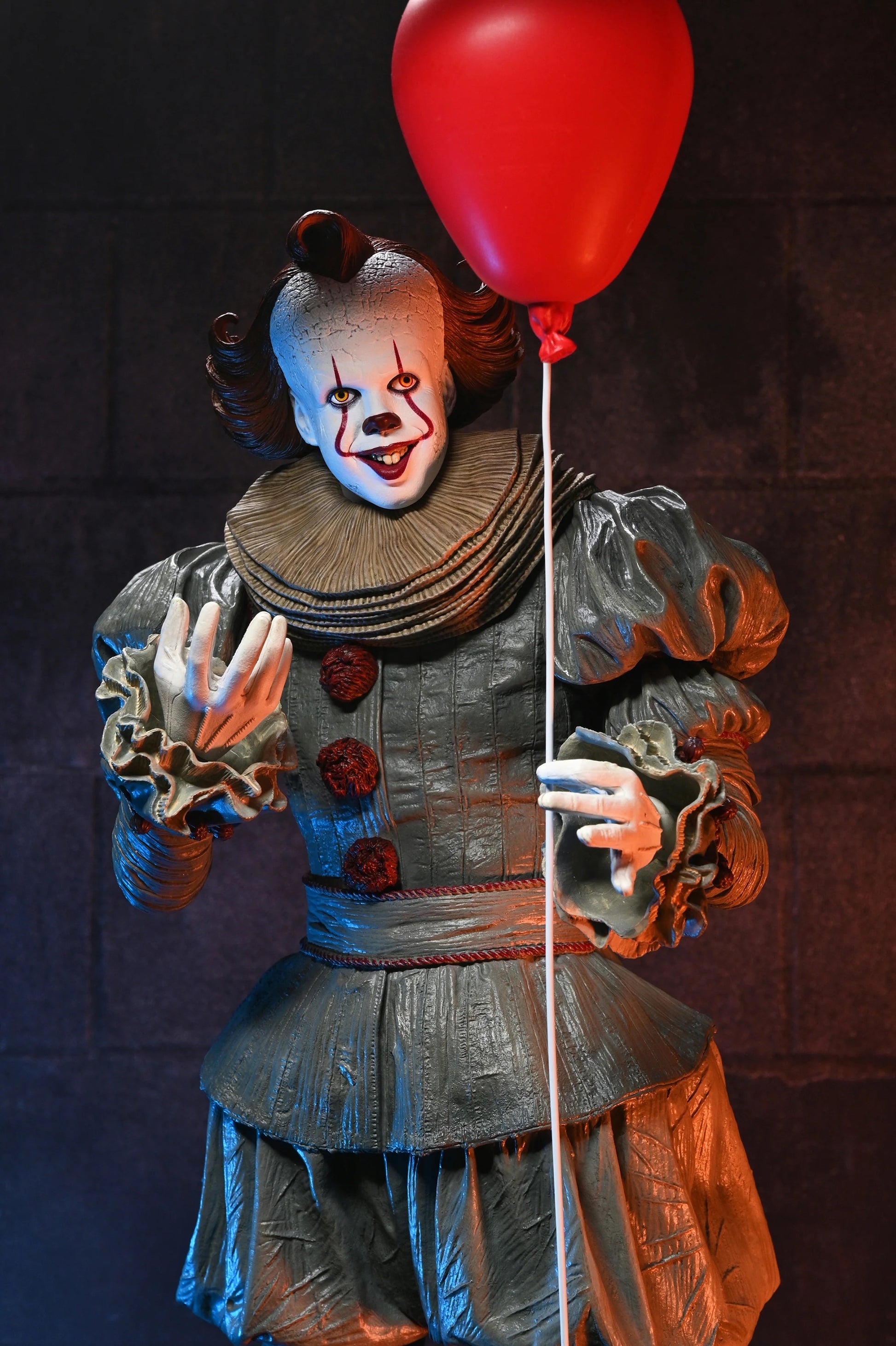 IT: Welcome to Derry: Pennywise: 1/4 Scale Action Figure - Neca Action Figure