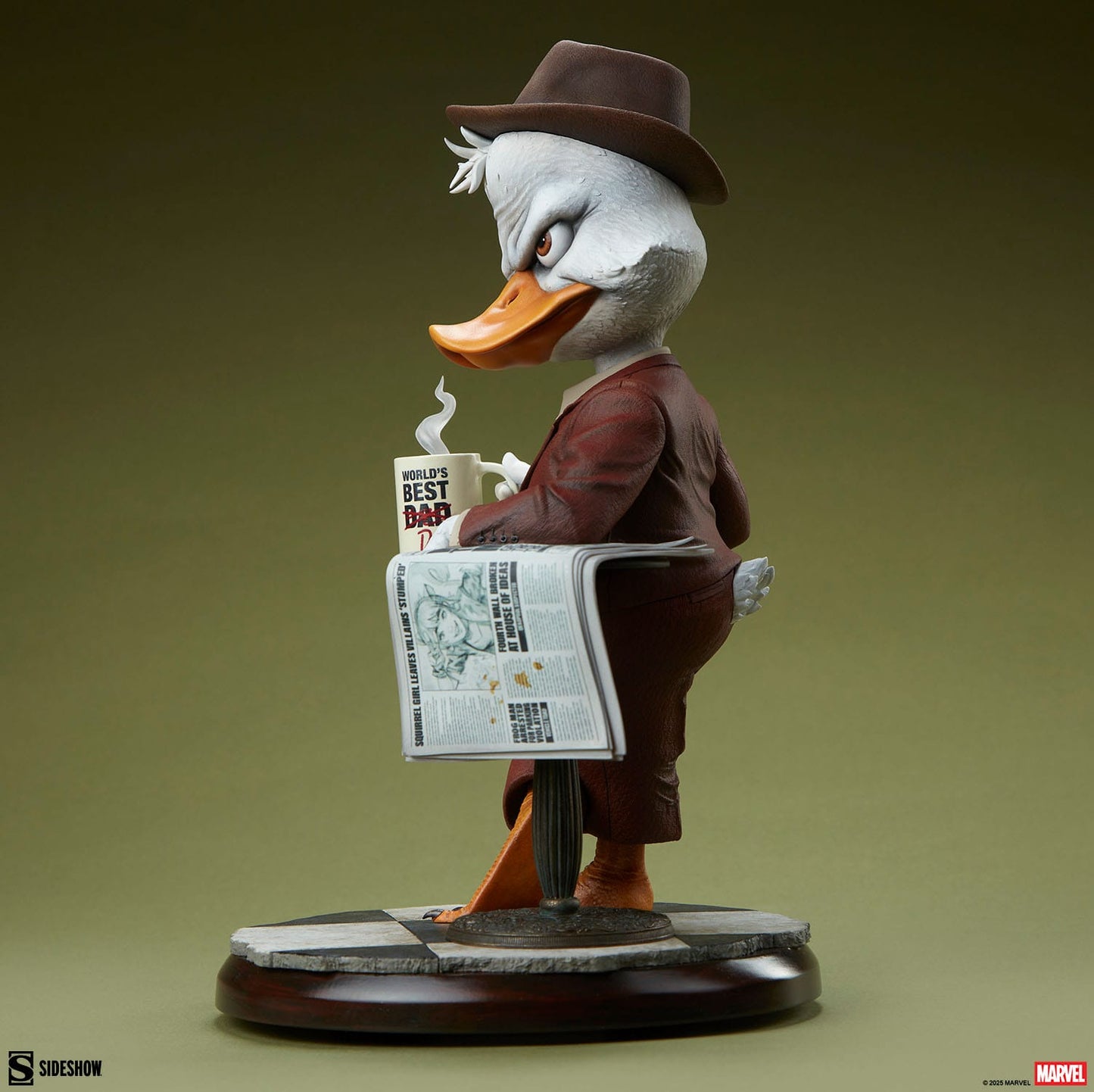 Marvel Comics: Howard the Duck: Premium Format Statue - Sideshow Collectibles Statue