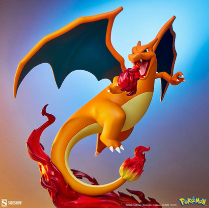 Pokémon: Charizard: Statue - Sideshow Collectibles Statue