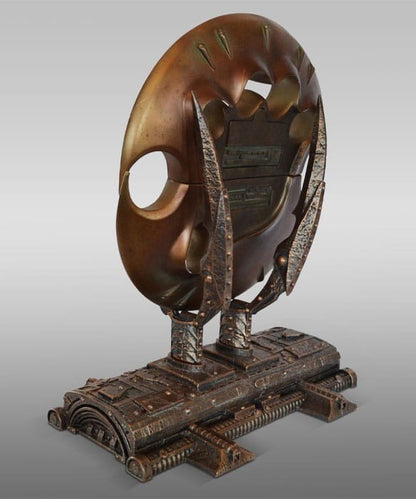 Predator 2: Smart Disc: Life-Size Model Replica - Hollywood Collectibles Group Replicas: 1/1