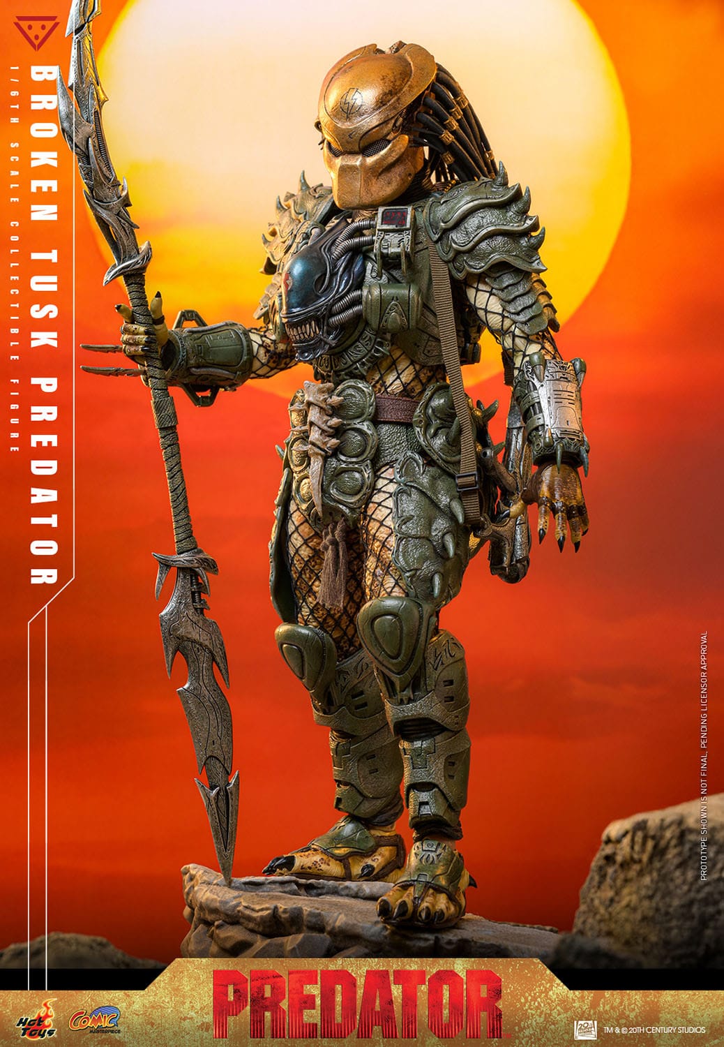 Hot Toys Predator: Broken Tusk Predator: 1/6th — Official Stockist