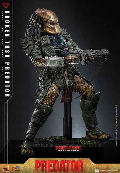 Predator: Broken Tusk Predator: 1/6th Scale Action Figure - Hot Toys Action Figure