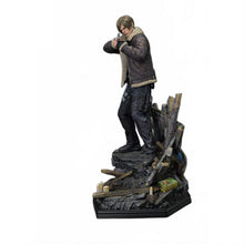 Resident Evil 4 Leon S. Kennedy Bonus Version 1/4 Scale Statue - Prime 1 Studio Statues