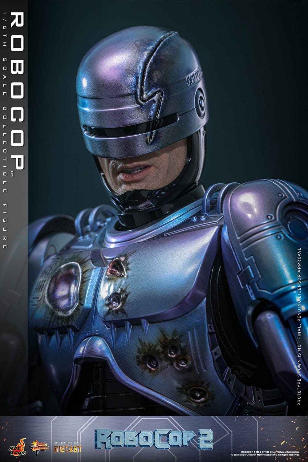 RoboCop 2: RoboCop: 1/6th - Hot Toys Action Figures