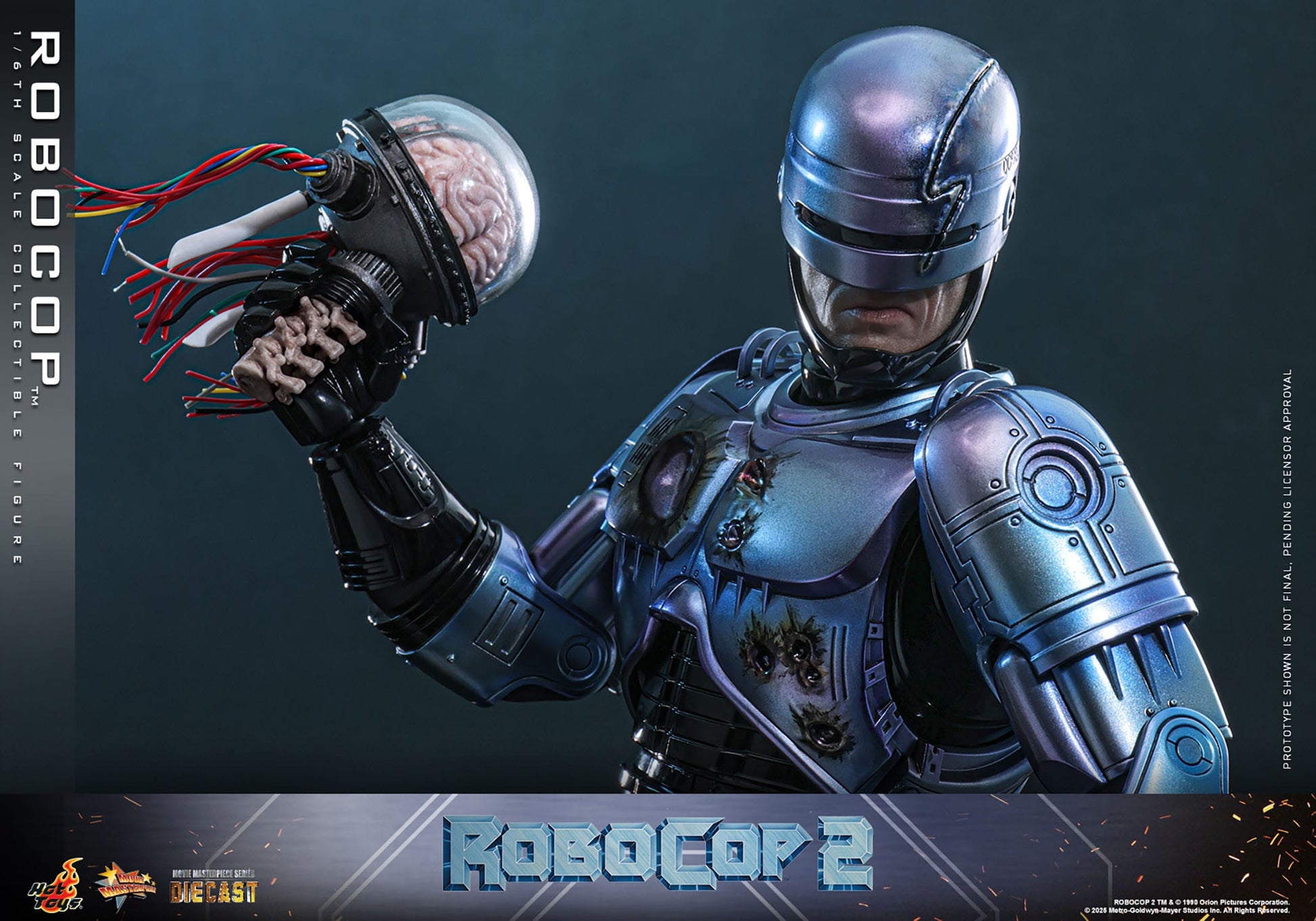RoboCop 2: RoboCop: 1/6th Scale Action Figure - Hot Toys Action Figure