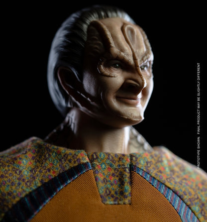 Star Trek: Deep Space Nine: Elim Garak: Exo-6 - EXO-6 Action Figure