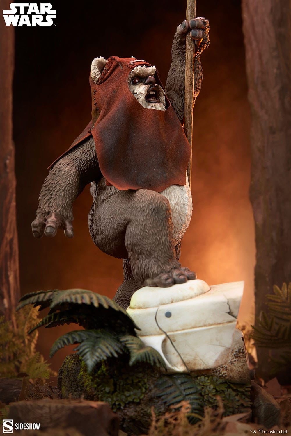 Star Wars Episode VI: Return Of The Jedi: Wicket: Premium Format Statue - Sideshow Collectibles Statue