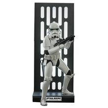 Star Wars: Stromtrooper with Death Star Enviroment: Sixth Scale Hot Toys