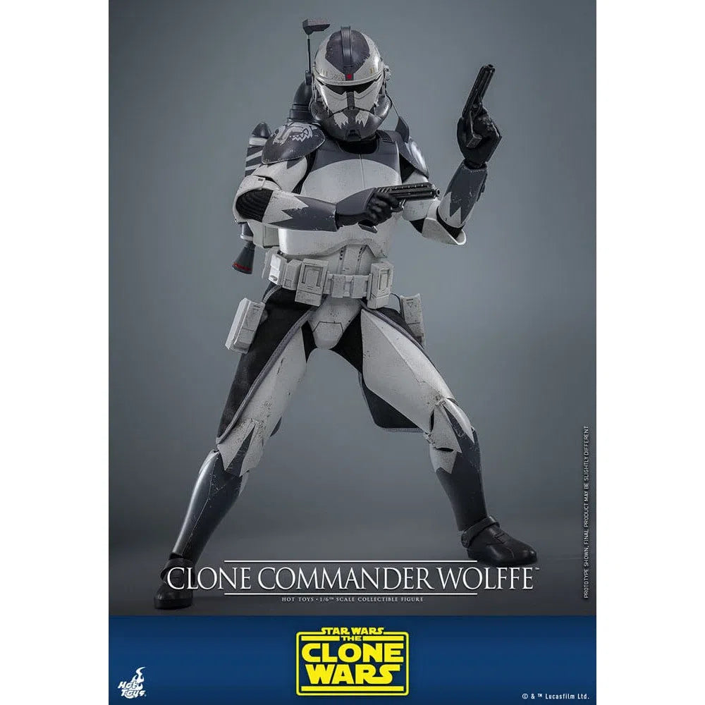 Star Wars: The Clone Wars: Clone Commander Wolffe: 1/6th - Hot Toys Action Figures