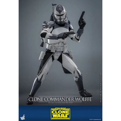 Star Wars: The Clone Wars: Clone Commander Wolffe: 1/6th - Hot Toys Action Figures