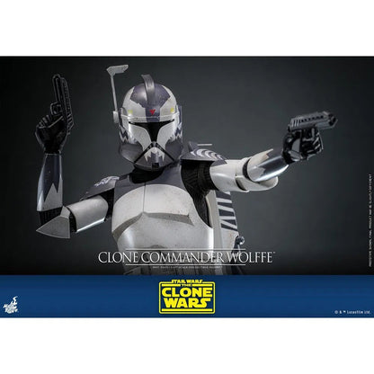 Star Wars: The Clone Wars: Clone Commander Wolffe: 1/6th - Hot Toys Action Figures
