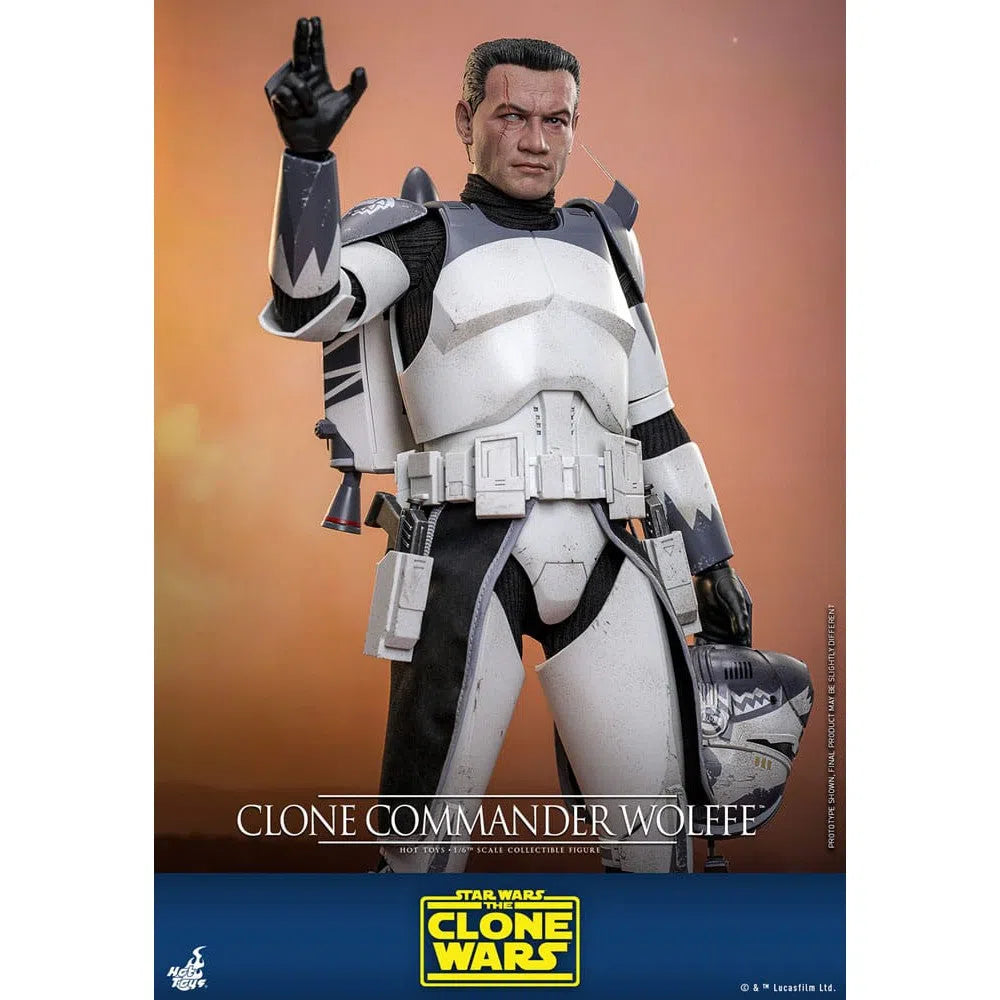 Star Wars: The Clone Wars: Clone Commander Wolffe: 1/6th - Hot Toys Action Figures