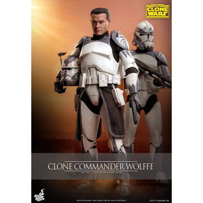 Star Wars: The Clone Wars: Clone Commander Wolffe: 1/6th - Hot Toys Action Figures