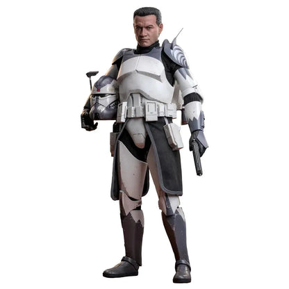 Star Wars: The Clone Wars: Clone Commander Wolffe: 1/6th Scale Action Figure - Hot Toys Action Figure