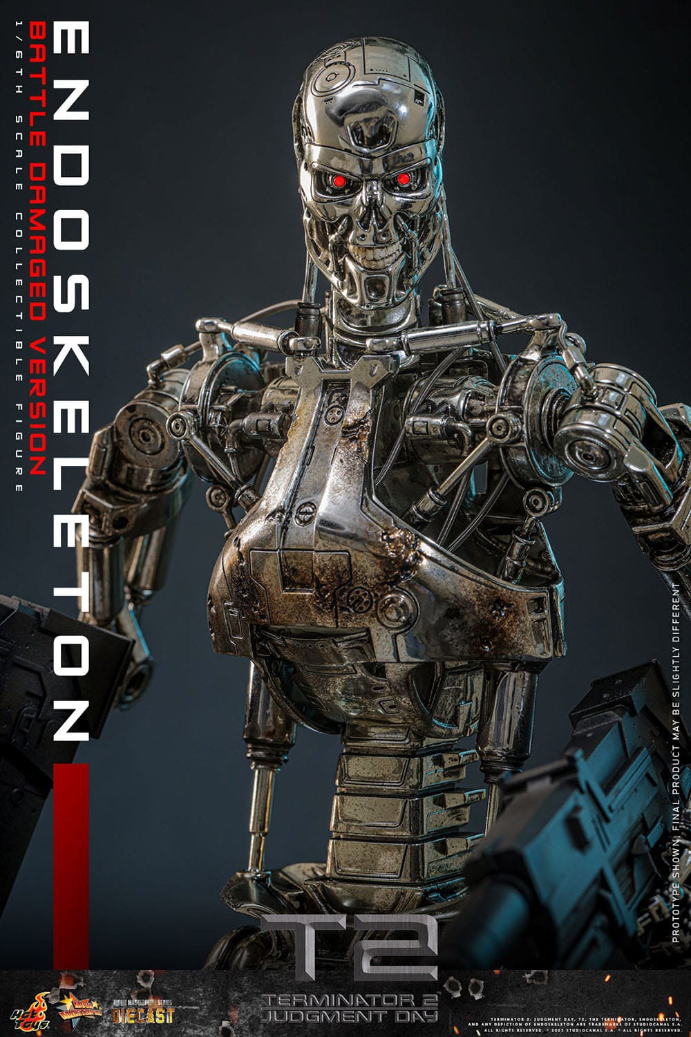 Terminator 2: Judgement: Endoskeleton (Battle Damaged Ver.): 1/6th Scale Action Figure - Hot Toys Action Figure