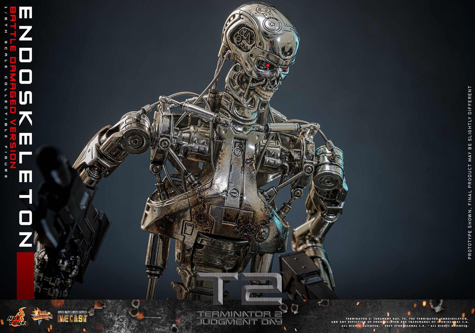 Terminator 2: Judgement: Endoskeleton (Battle Damaged Ver.): 1/6th Scale Action Figure - Hot Toys Action Figure