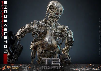 Terminator 2: Judgement: Endoskeleton (Battle Damaged Ver.): 1/6th Scale Action Figure - Hot Toys Action Figure